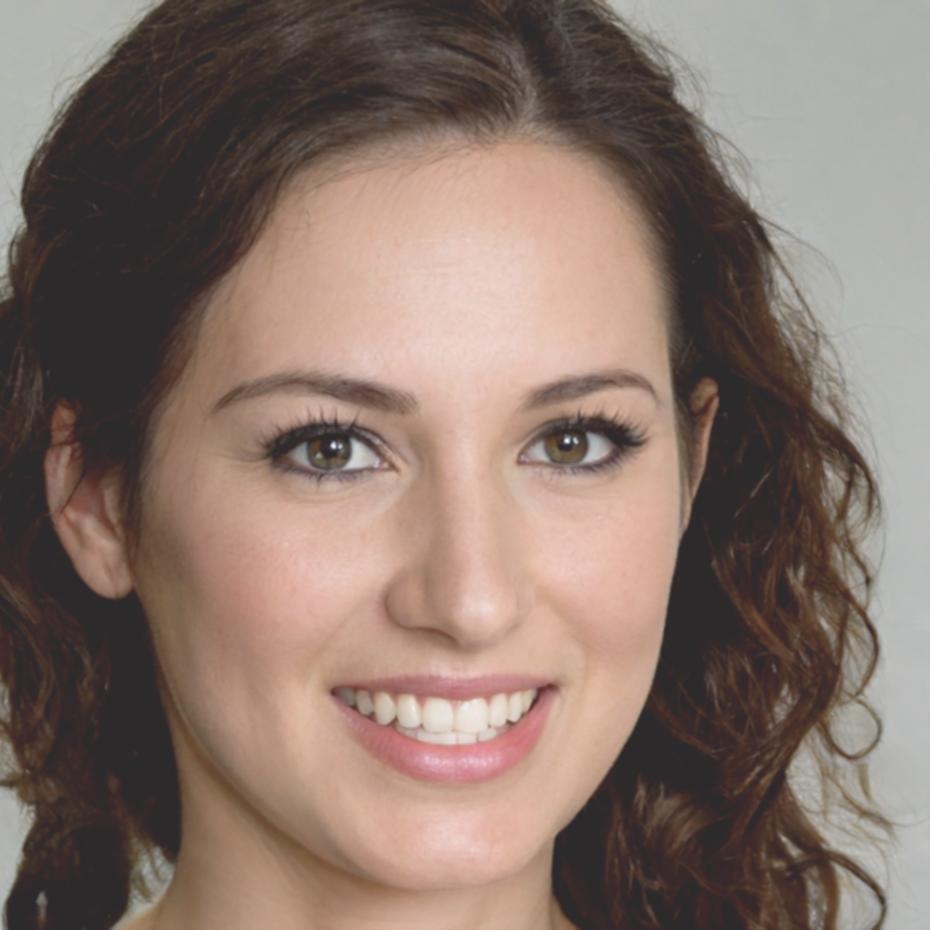 Poppy Thorne, Business Strategy Consultant